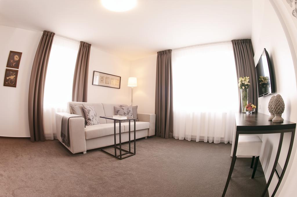 Na Vinici Maison d'hôtes 2*