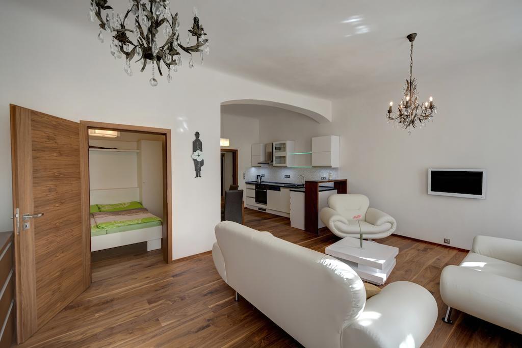 Historic Centre Ii Apartment *