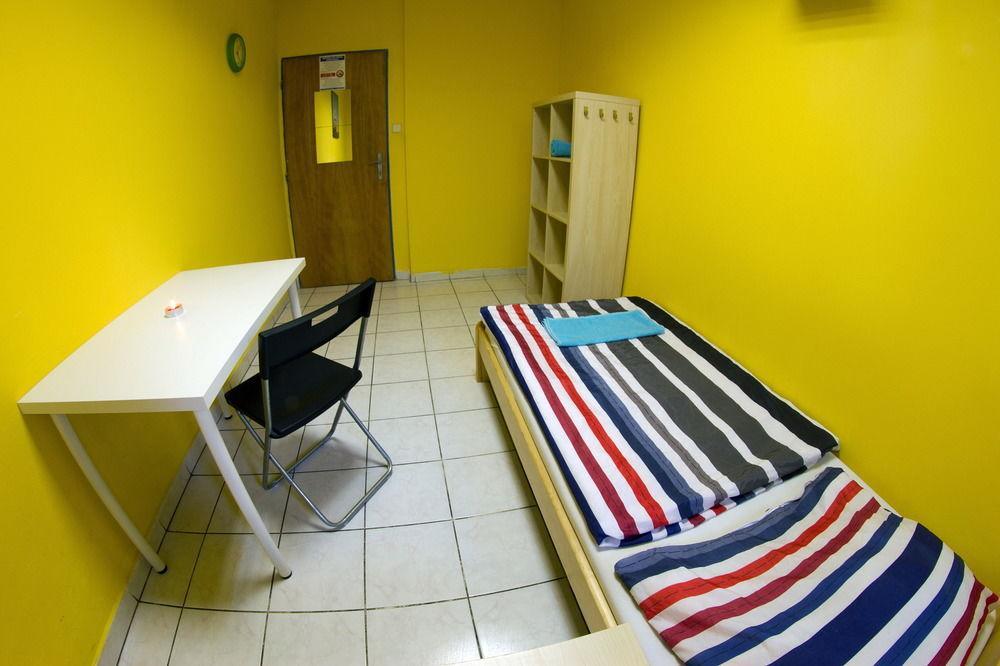 Seven Auberge de jeunesse *