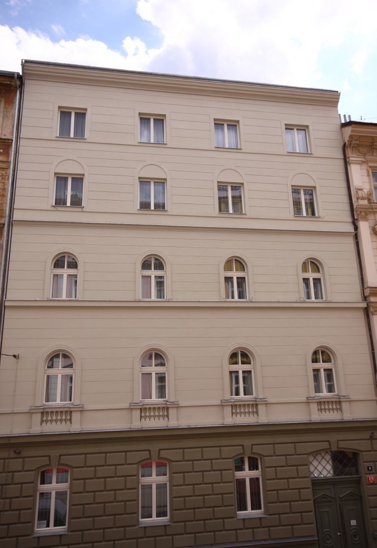 Pure White Hotel 4*