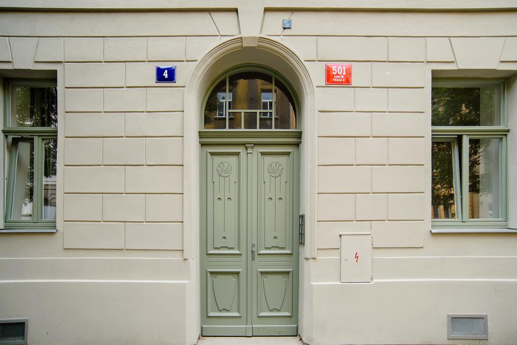 Apartment Gesse Brezinova Prague