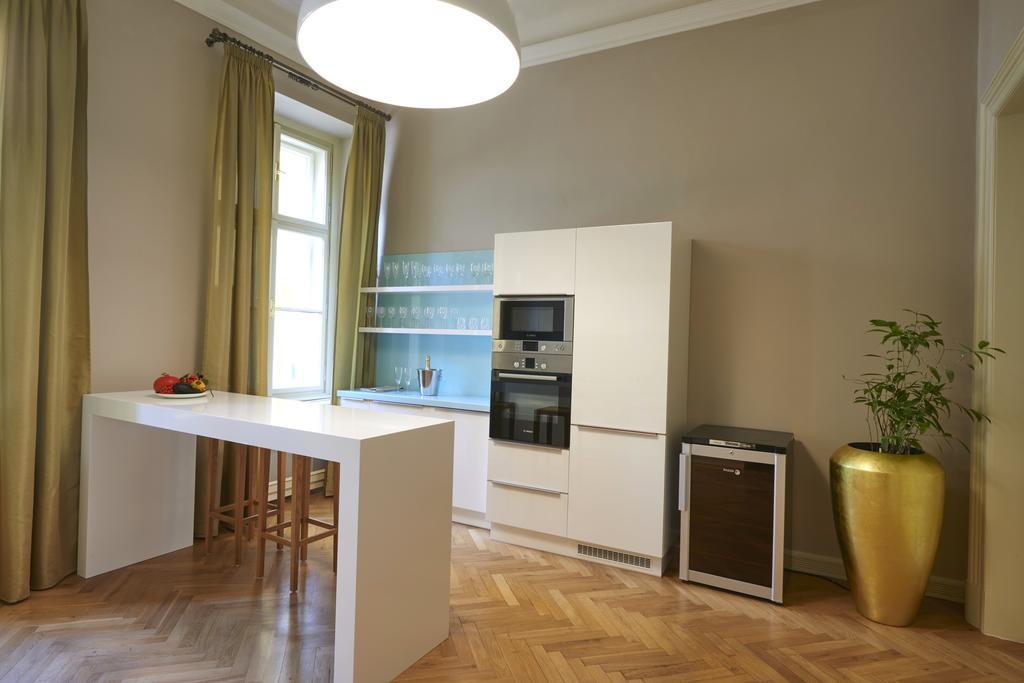 Aparthotel Grand Central Residence By Tkc 4*