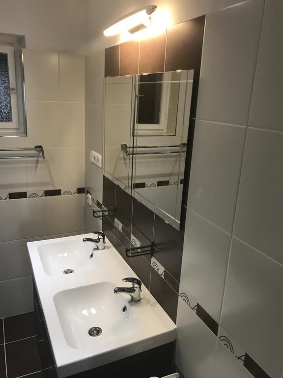 & Restaurant Tkalcovsky Dvur Appartement Prague