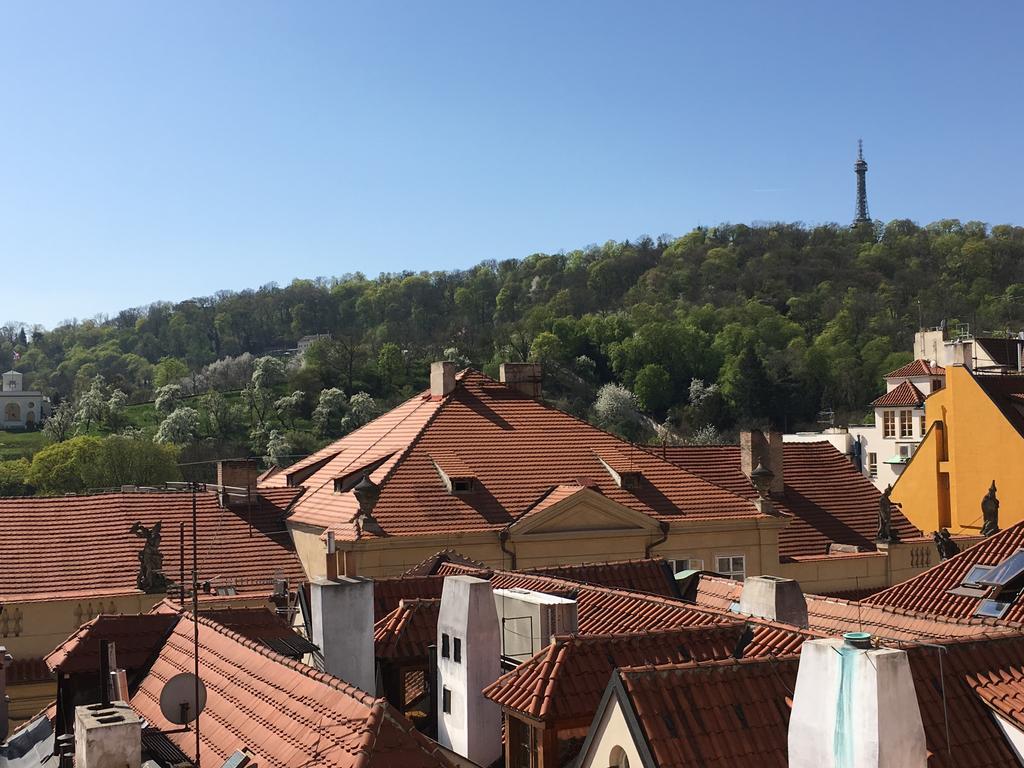 Residence Thunovska