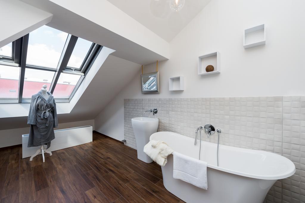 Apartment Empirent Mucha Apartments *