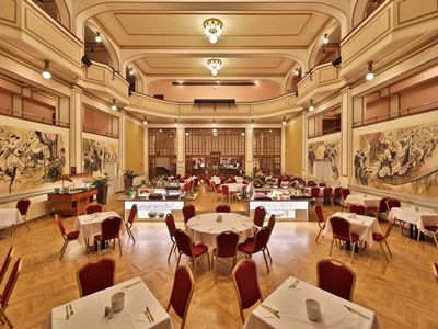 Ariston Hotel