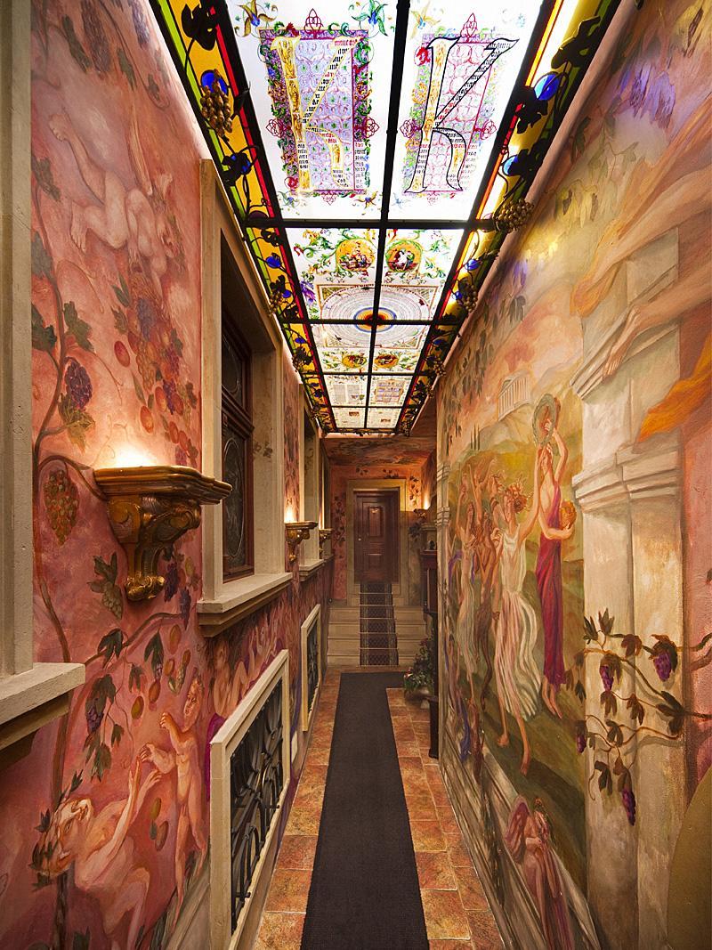U Pava 4* Prague