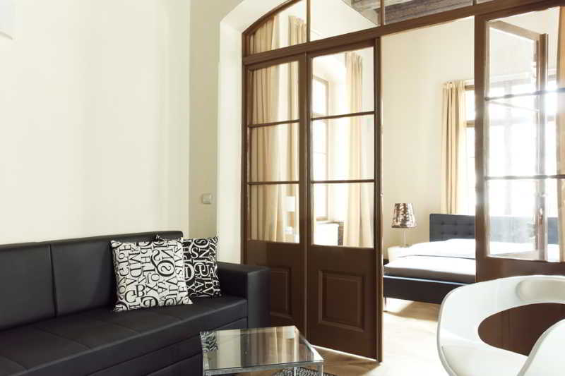 3 Epoques By Adrez Apartment Prague