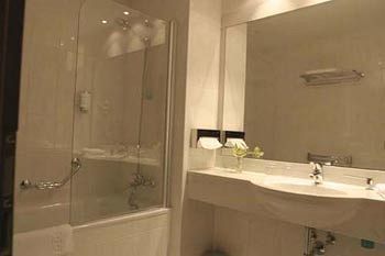 Coronet Hotel