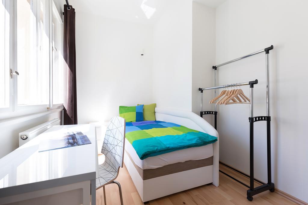 Hanan's Benedikt Appartement *