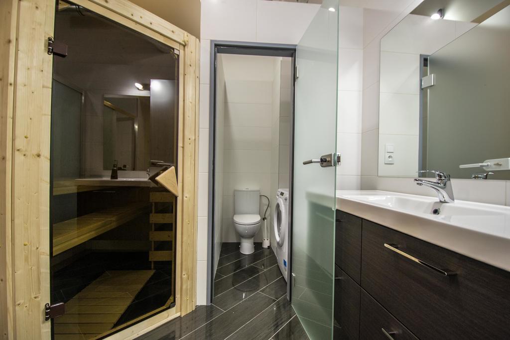 Apartment Brooklyn Sauna By Ruterra *