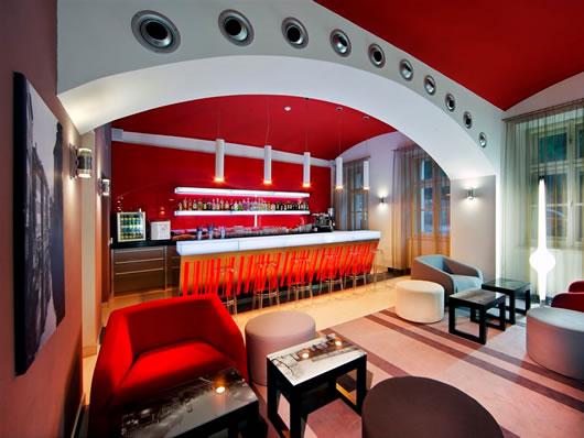 Red & Blue Design Hotel
