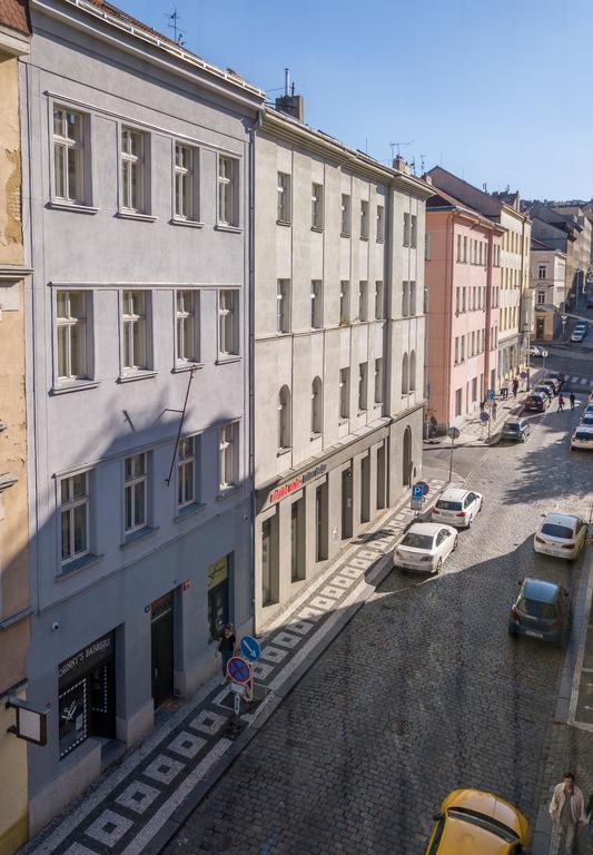 Downtown Chlumova Appartement *
