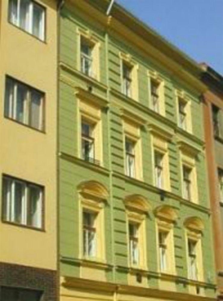 Vlkova Palace * Prag