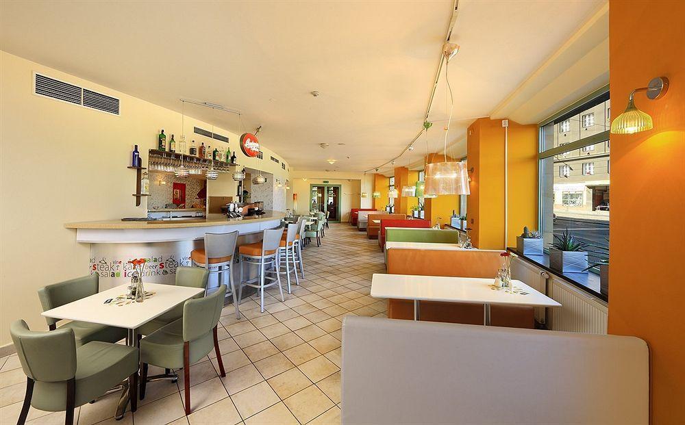 Hotel Vitkov 4*