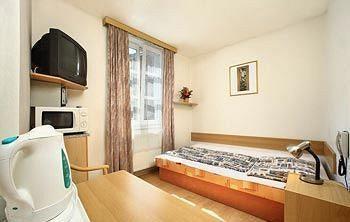 Tabor 3* Prague
