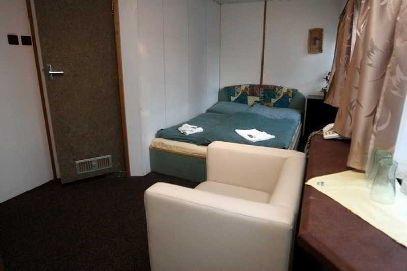 Vodnik Botel 3*