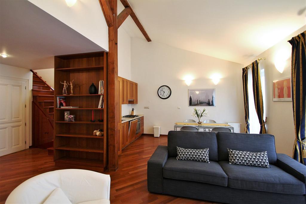 Salvator - By Apartment