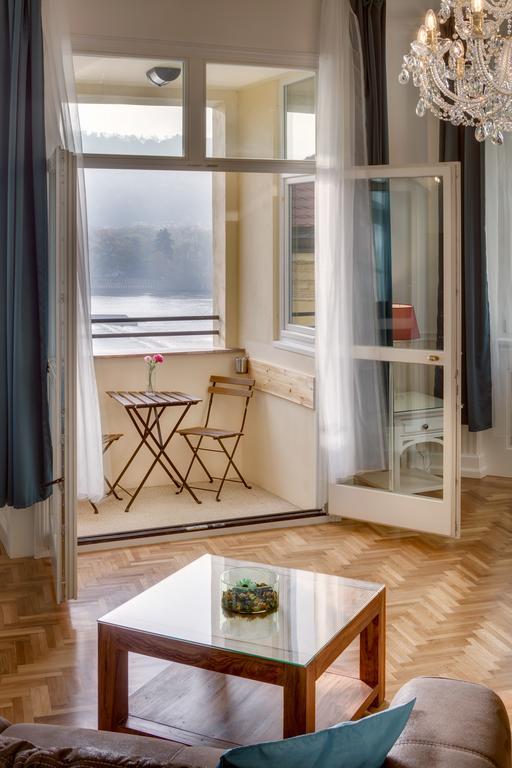 Smetanovo Nabrezi - Riverview Old Town Apartment Prague