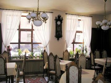 Elen's Arlington Praga