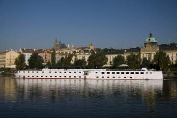 Florentina Boat Botel