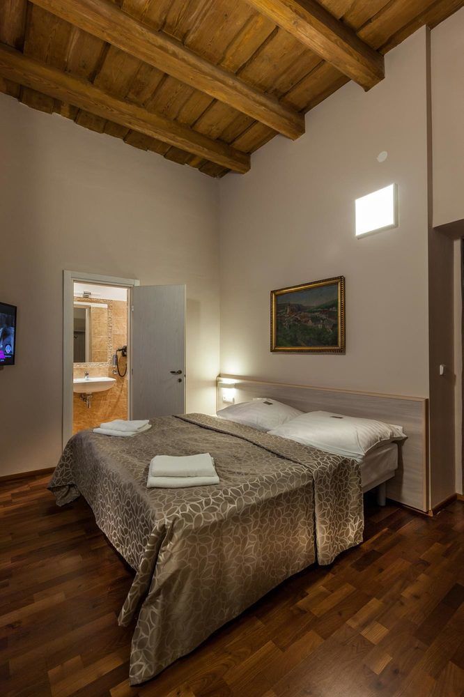 Boutique 3*