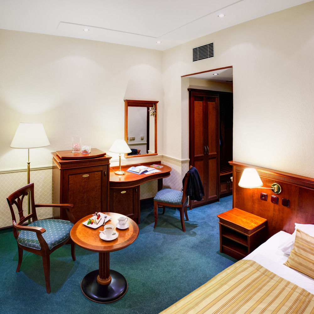 Adria Prague