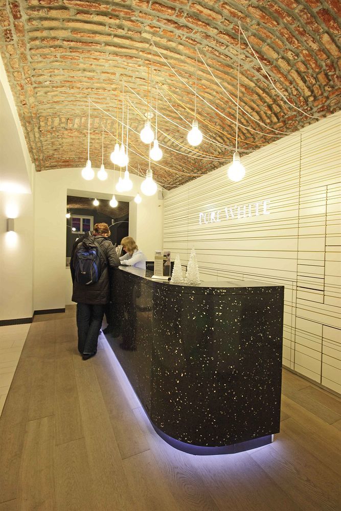 Hotel Pure White Prague