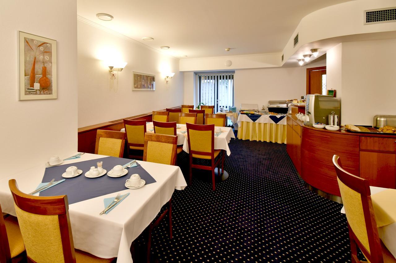 Hotel Coronet Prag