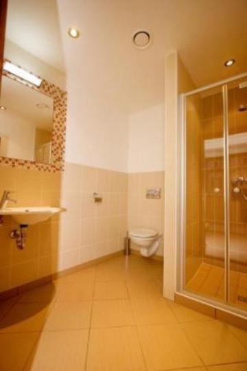 Agnes Hotel