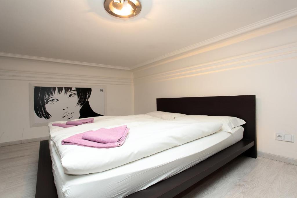 Apartment House - The Modern Flat Prague