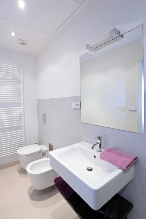 House - The Modern Flat Apartment *