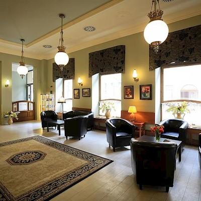 Ariston Hotel 4*