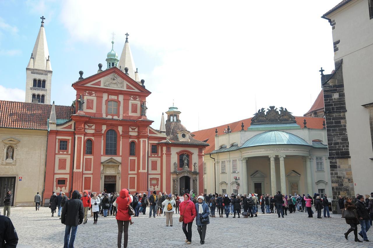 Karlova Daire Prag