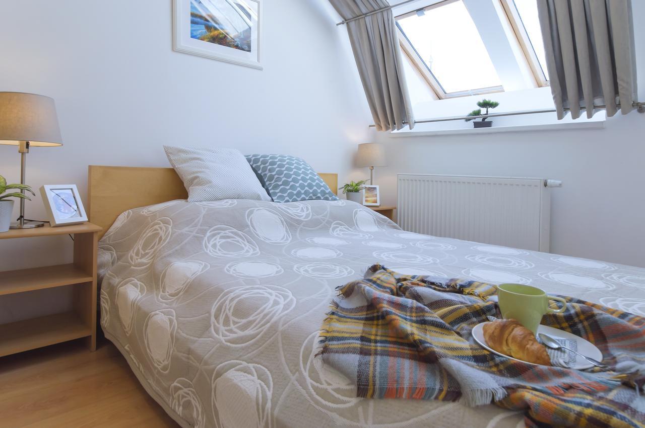 Modern Opatovicka Daire Prag