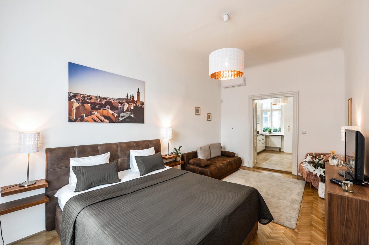 Royal Route Apartamento *