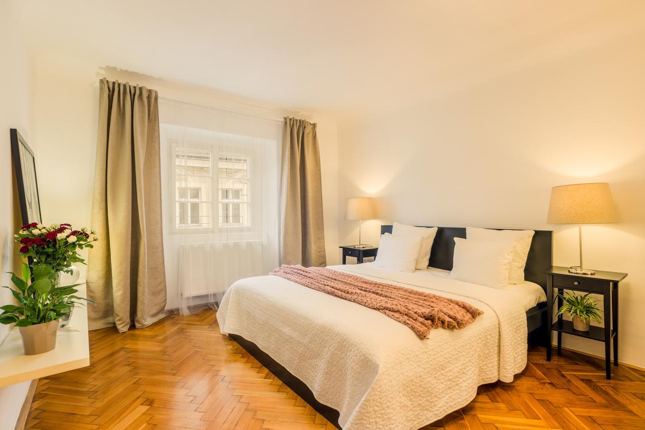 Royal Route Apartamento *