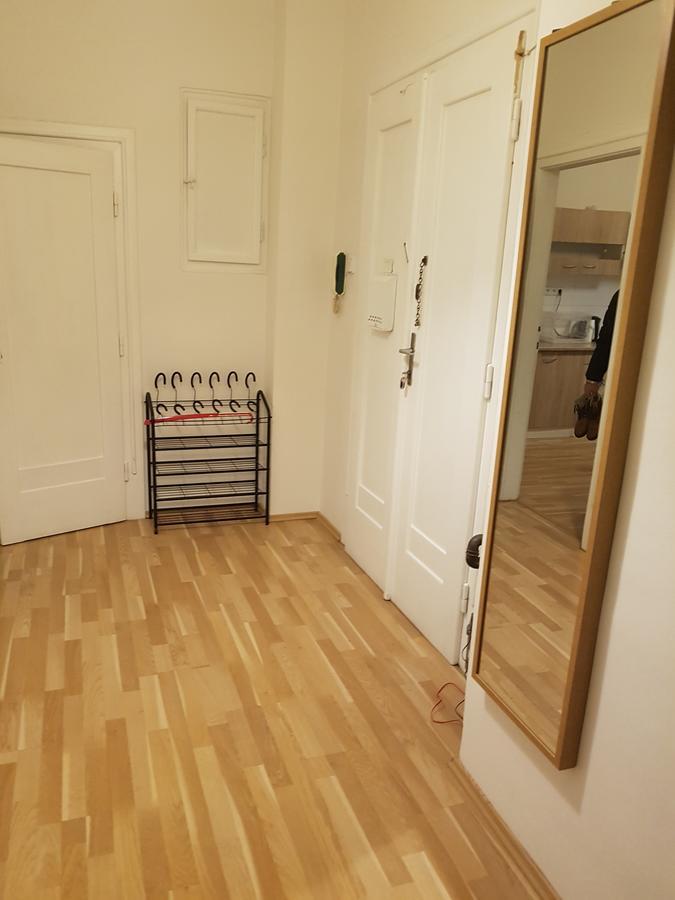 Hostel Opletalova