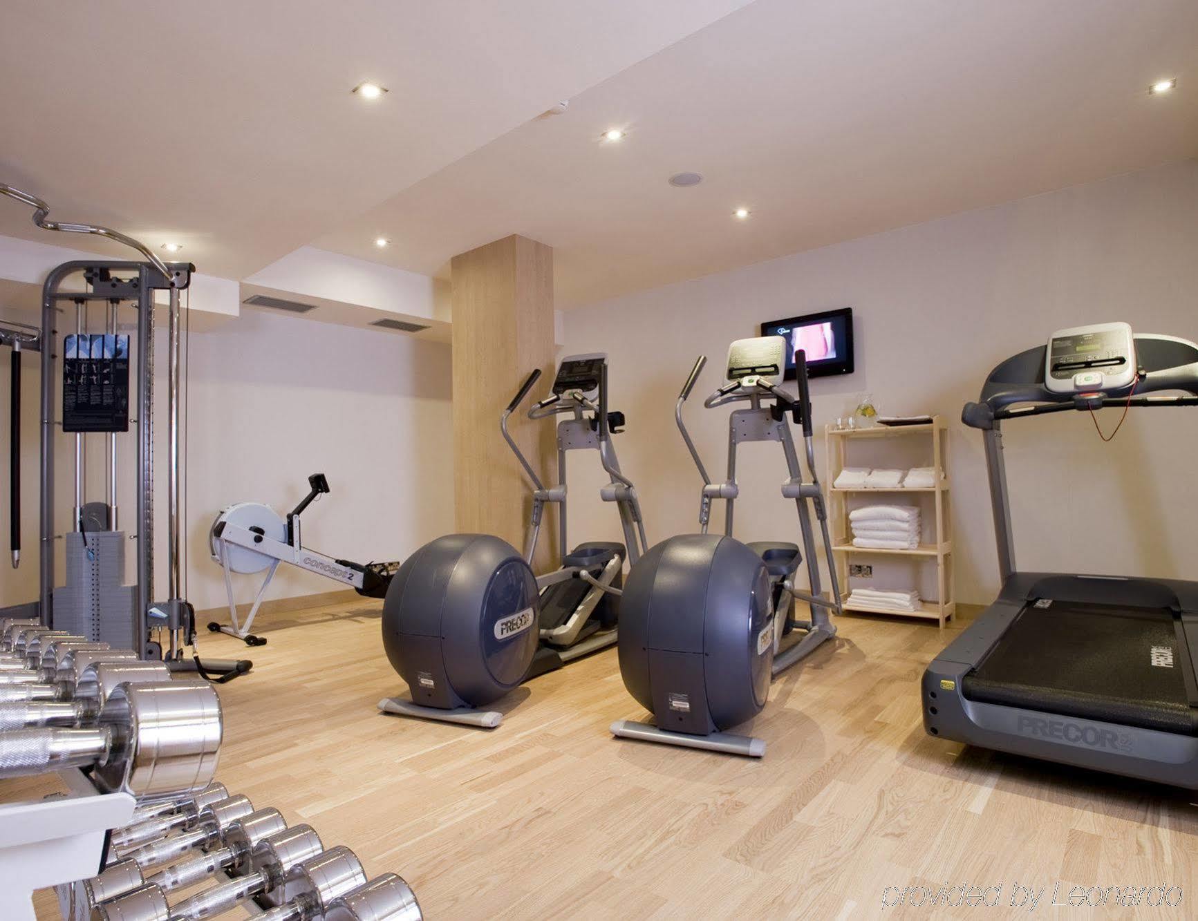 Occidental Five Hotel 4*