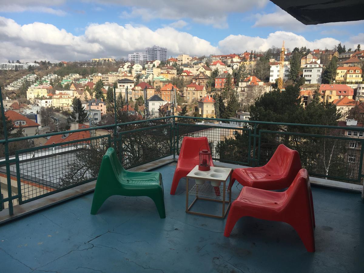 Apartment Andy Warhol Flat With Free Parking
