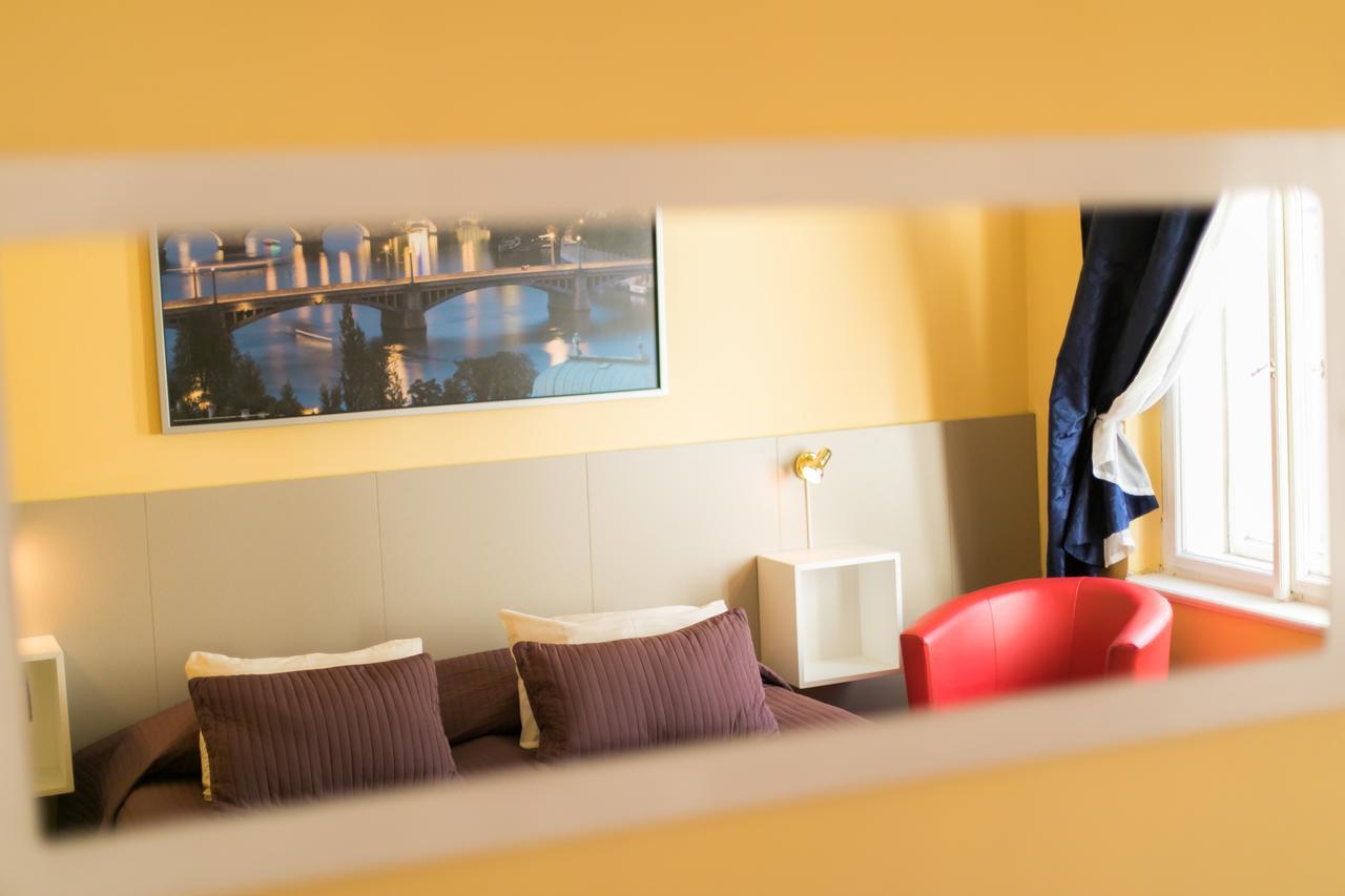 Hotel Lounge Crown 3*