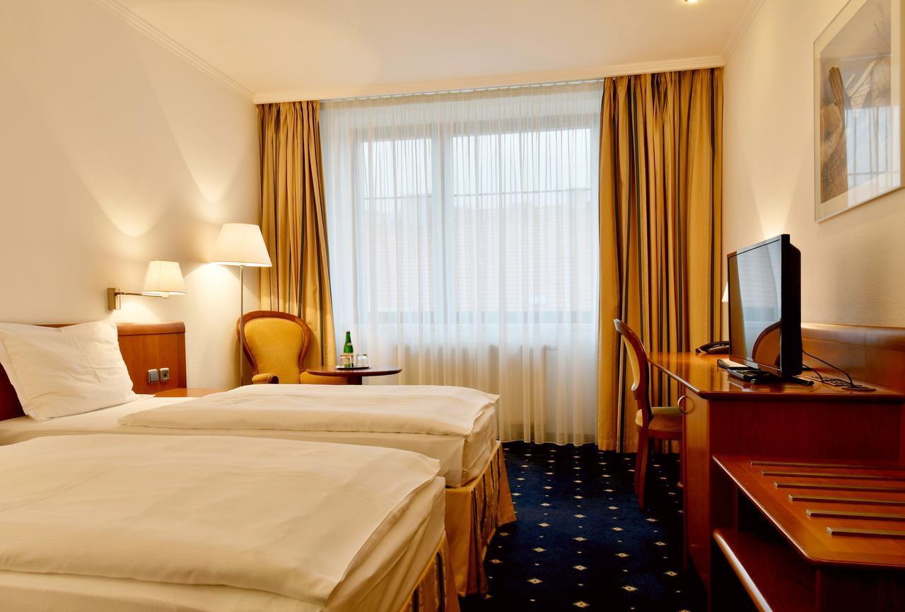 Coronet 4* Prag