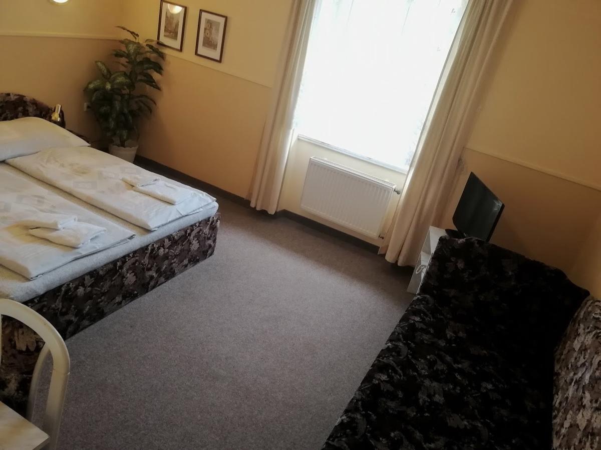 Wertheim 3*