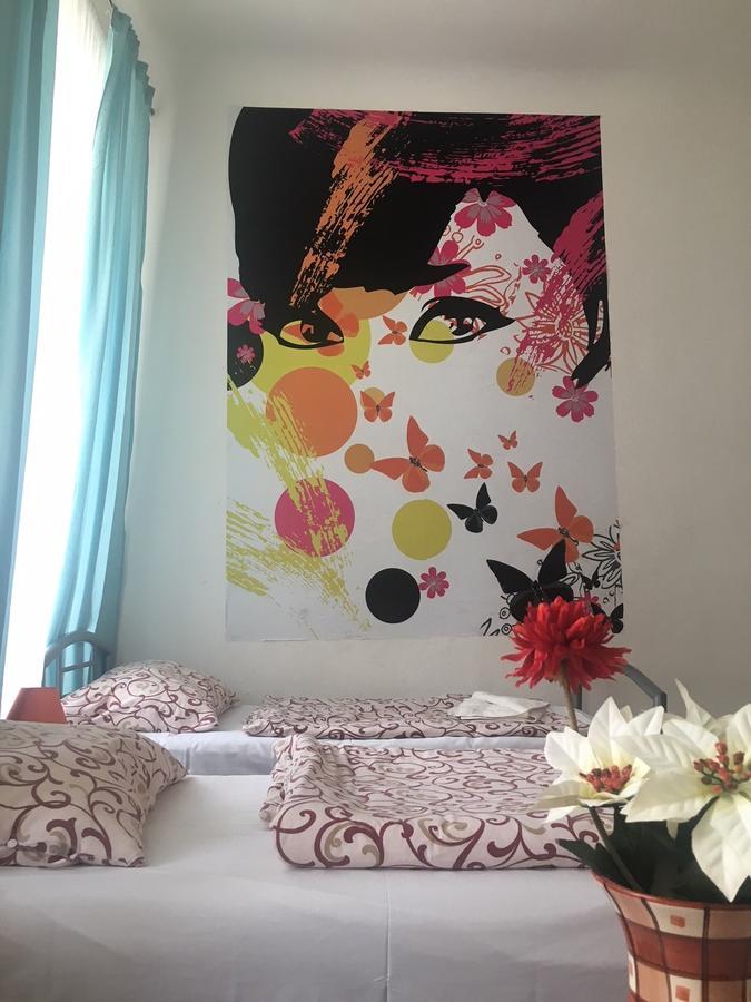 Guest house Tara