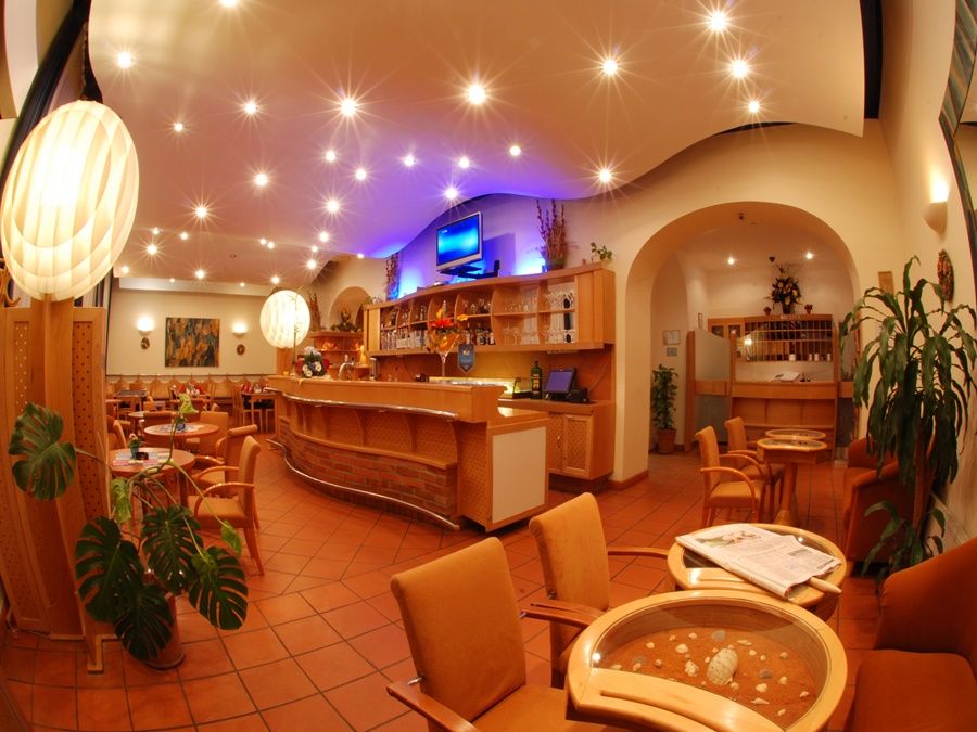 Ea Tosca Hotel