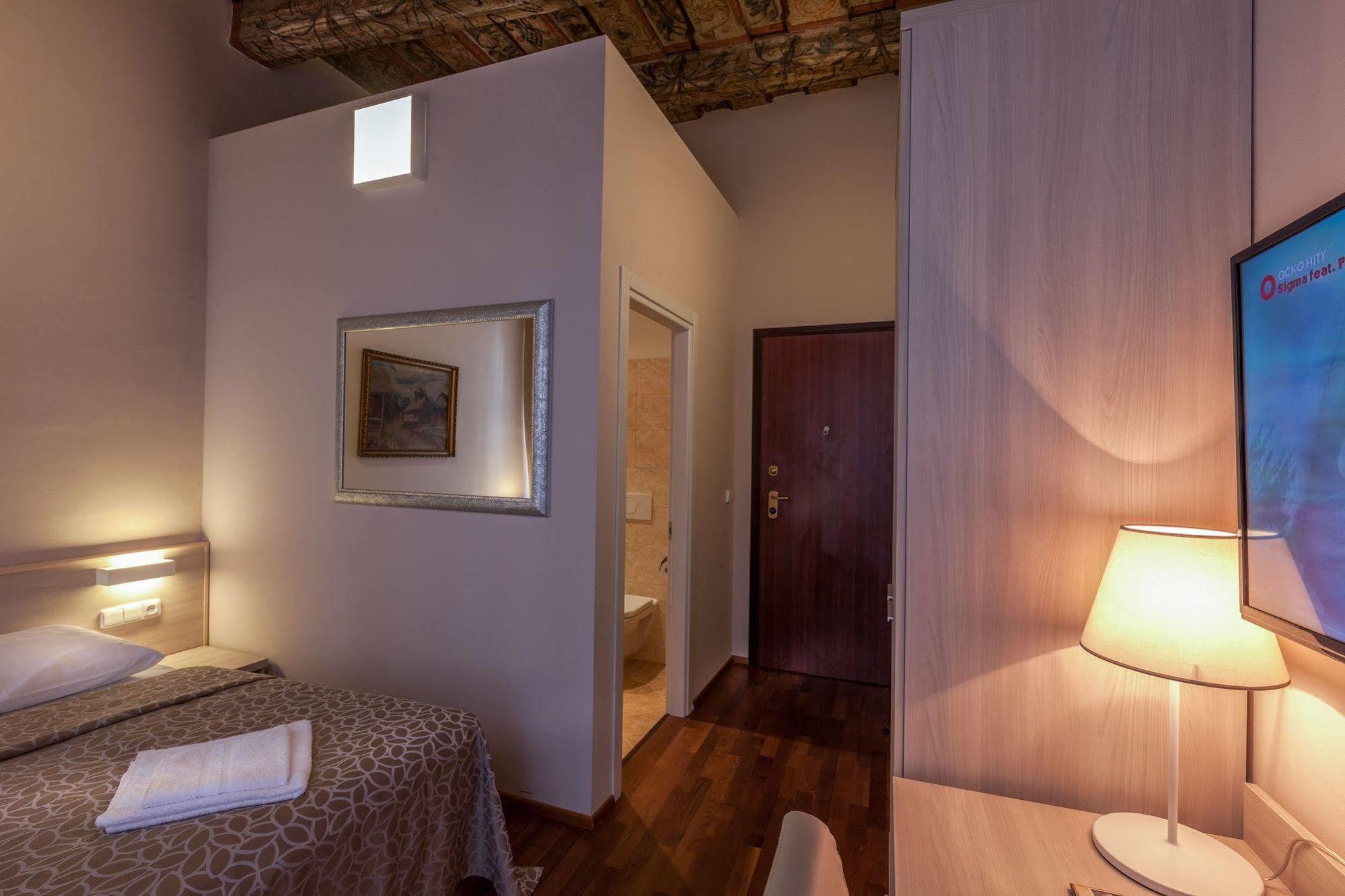 Boutique Aparthotel 3*