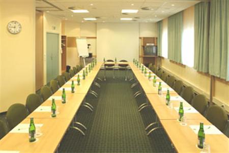 Ibis Mala Strana 3* Prague