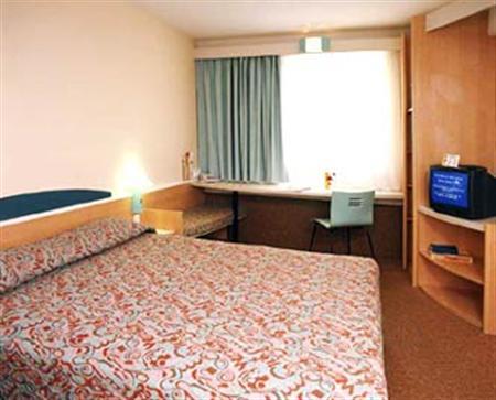 Ibis Mala Strana Hotel