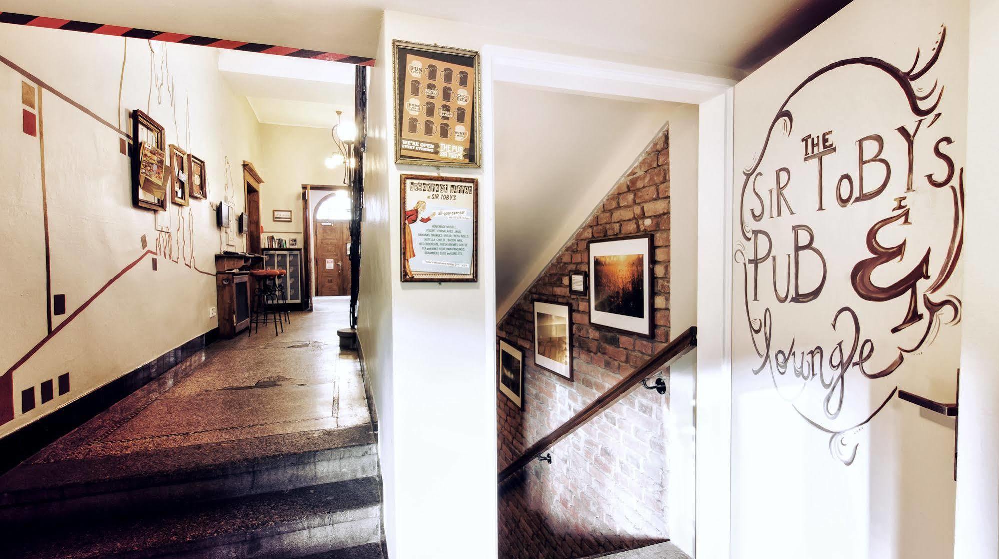 Hostel Sir Toby's *