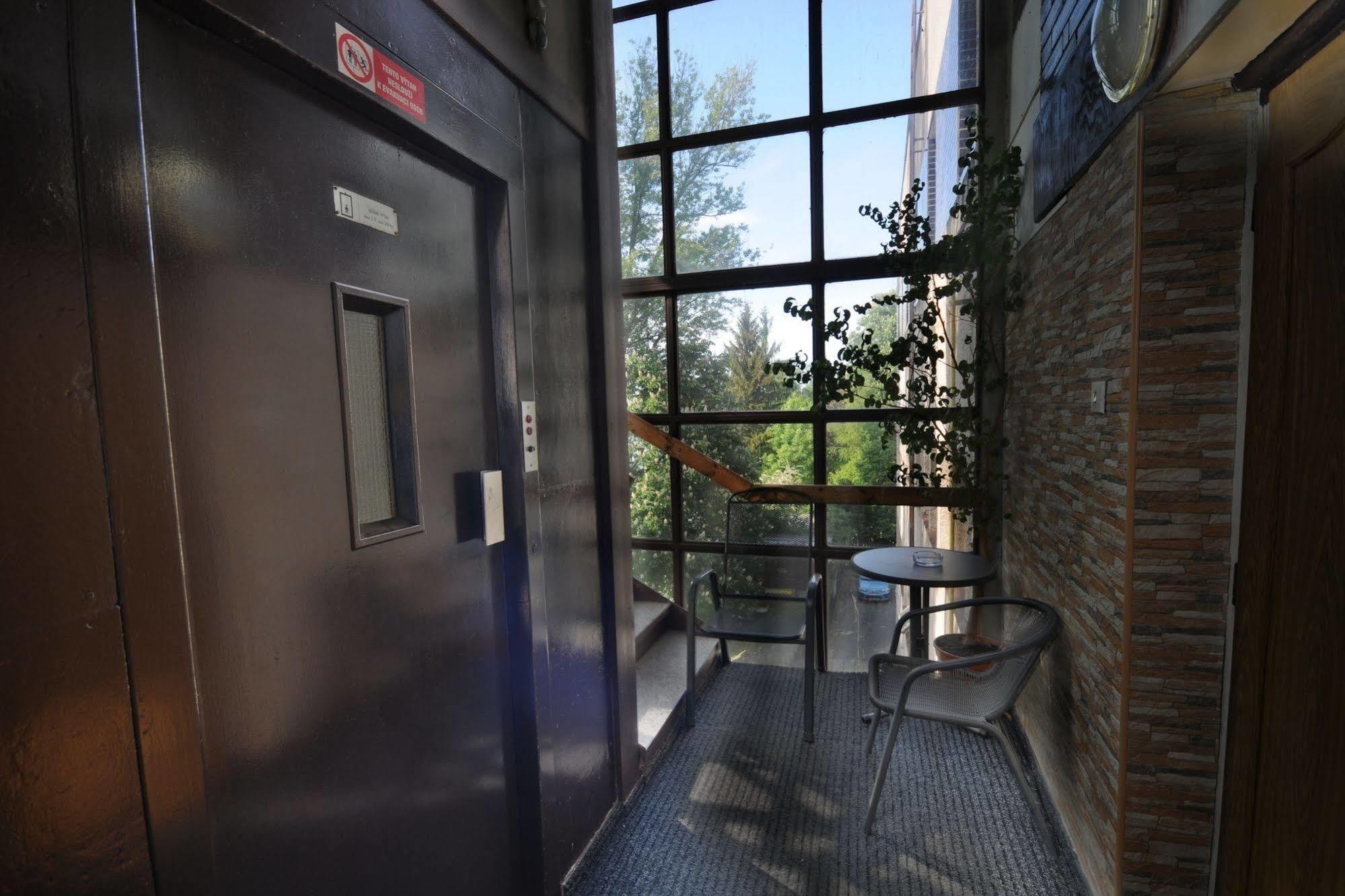 Hotel Bohemians 3*